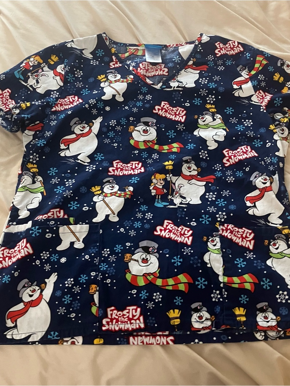 Frosty the Snowman V-Neck Medical Scrub Top Size M Navy Blue Christmas Holiday - Picture 11 of 16